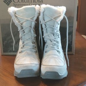 Columbia boots